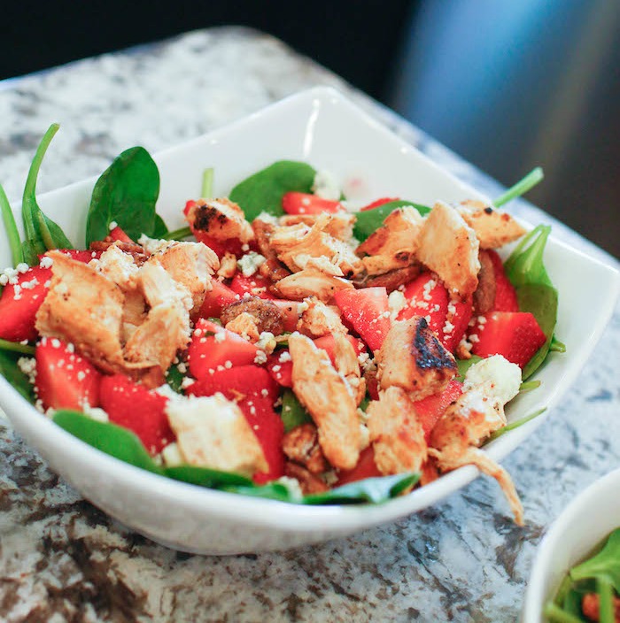 STRAWBERRY & SPINACH SALAD by HouseofRoseBlog.com - Healthy Eating