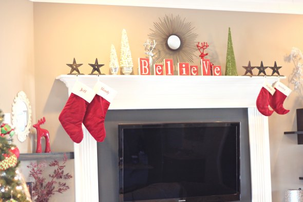 Modern Holiday Mantel Decor