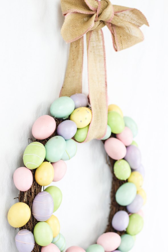 DIY Easter Egg Wreath Ideas Project