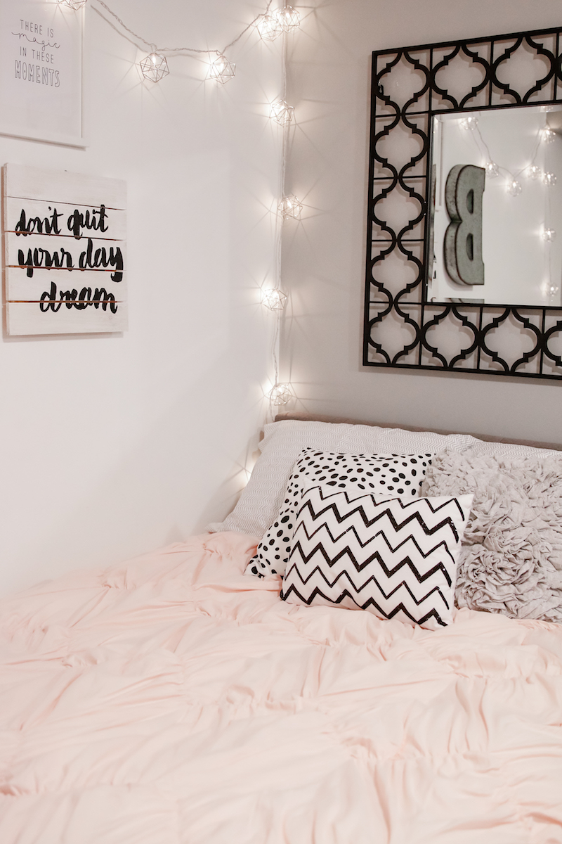 TEEN GIRL BEDROOM IDEAS AND DECOR - HOW TO STAY AWAY FROM CHILDISH